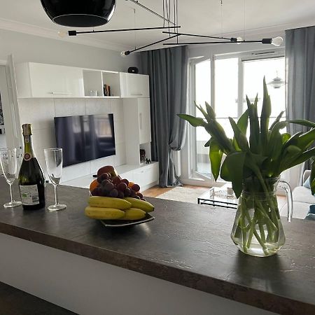 Celebryta - Apartament Lejlighed Ustronie Morskie Eksteriør billede