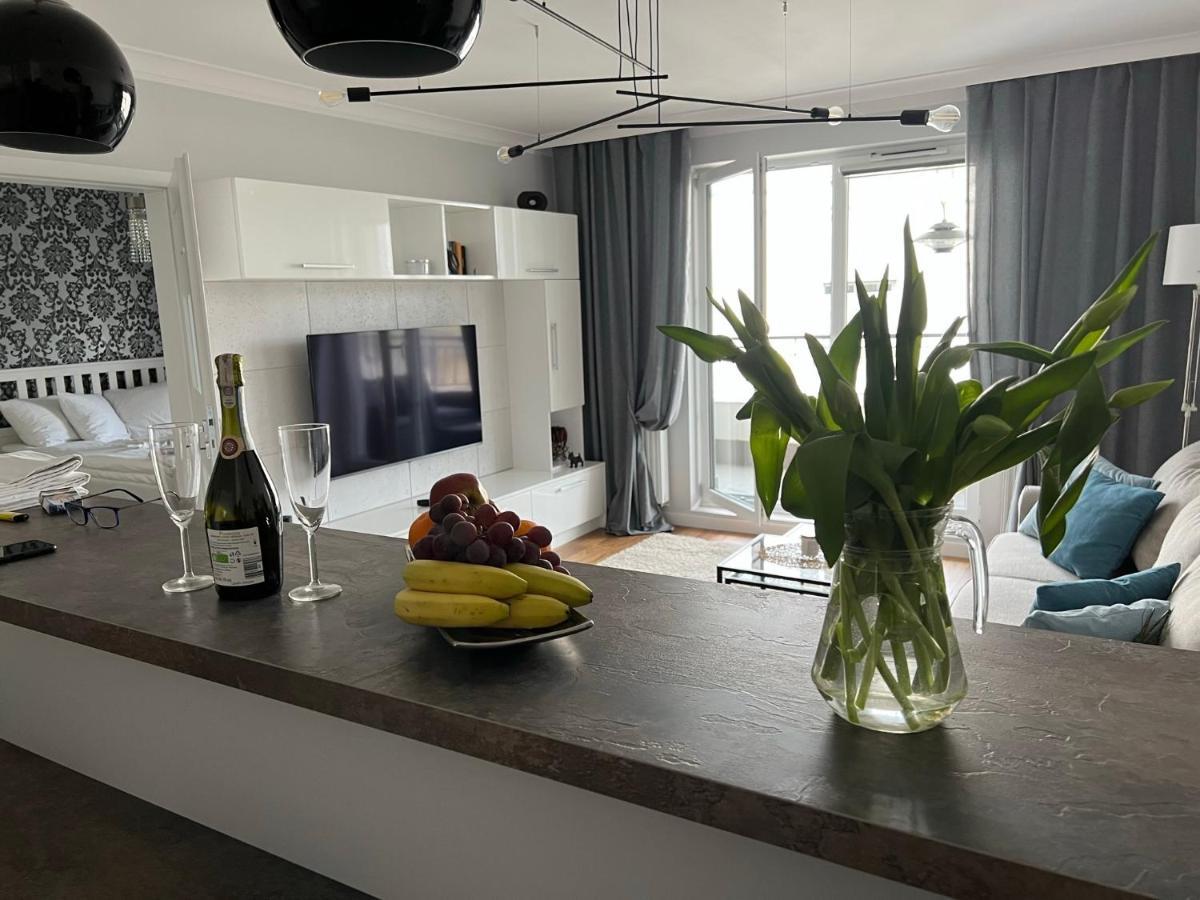 Celebryta - Apartament Lejlighed Ustronie Morskie Eksteriør billede
